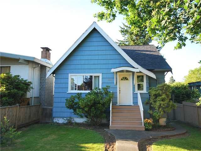 Main Photo: 2225 E 27TH AV in Vancouver: Victoria VE House for sale (Vancouver East)  : MLS®# V1020652