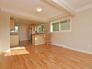 Photo 6: 560 Tait St in VICTORIA: SW Glanford House for sale (Saanich West)  : MLS®# 699062