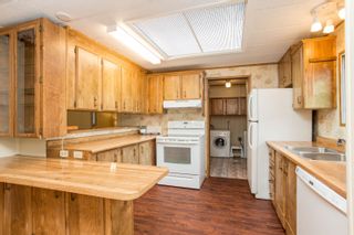 Photo 12: 70 145 KING EDWARD Street in Coquitlam: Maillardville Manufactured Home for sale in "MILL CREEK VILLAGE" : MLS®# R2776469