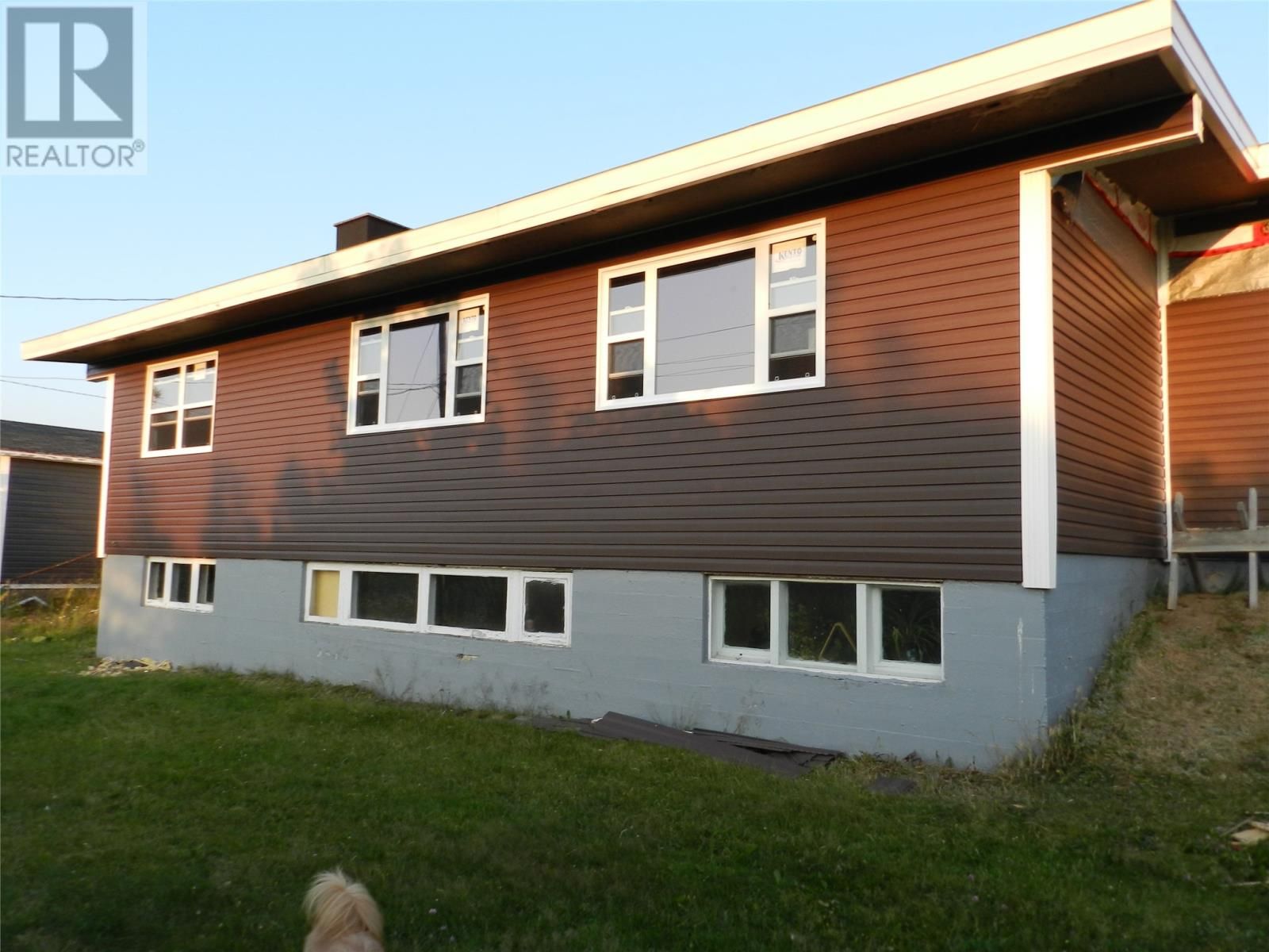 Main Photo: 13 Dosco Hill in Bell Island: House for sale : MLS®# 1256438