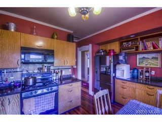 Photo 16: 118 Howe St in VICTORIA: Vi Fairfield West House for sale (Victoria)  : MLS®# 683986