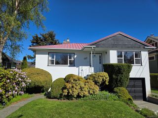 Main Photo: 147 Howe St in Victoria: Vi Fairfield West House for sale : MLS®# 961231