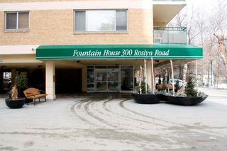 Main Photo: 2P 300 Roslyn Road North in Winnipeg: Osborne Village Condominium for sale (1B)  : MLS®# 202405206