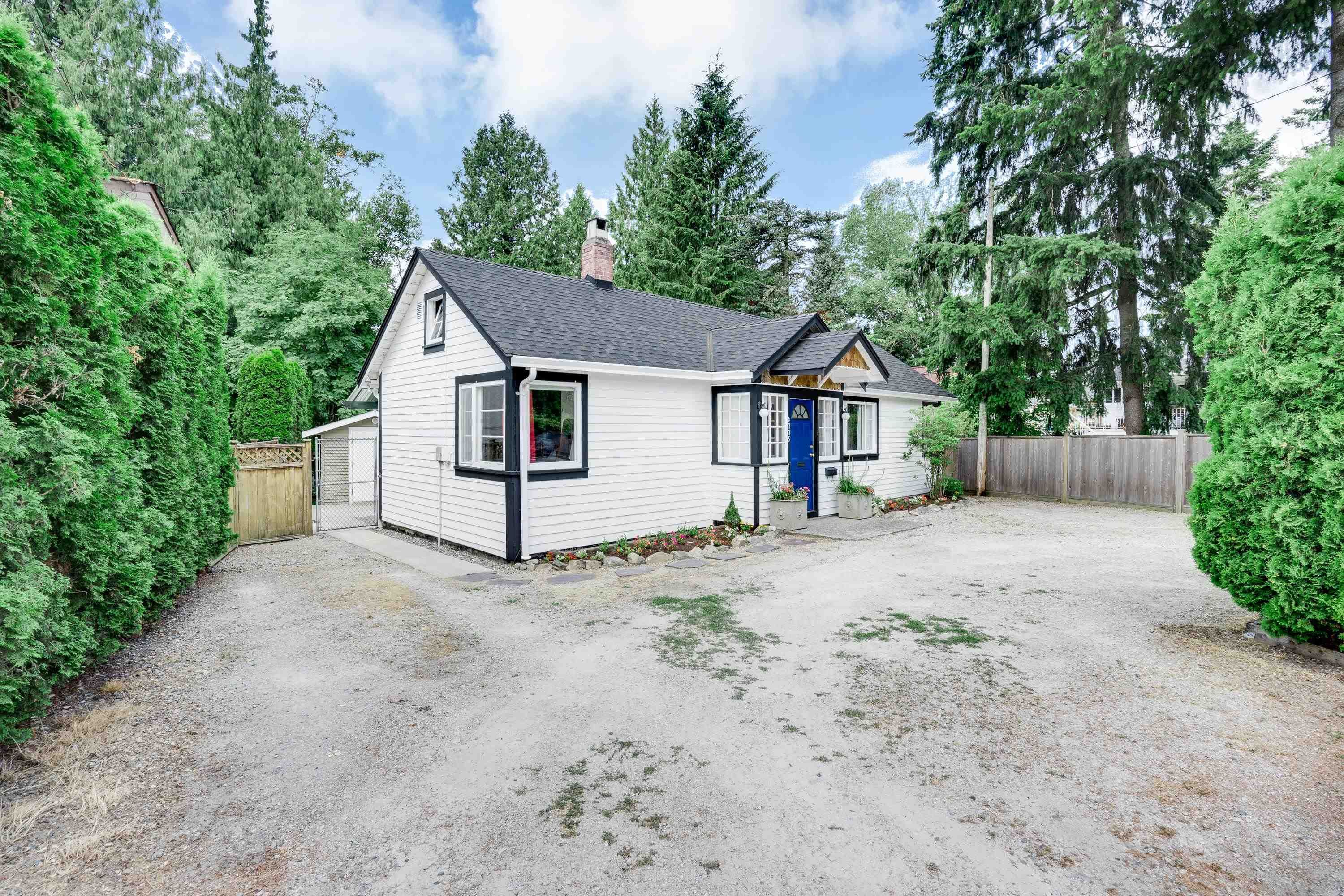 Main Photo: 4775 208 Street in Langley: Langley City House for sale : MLS®# R2815700