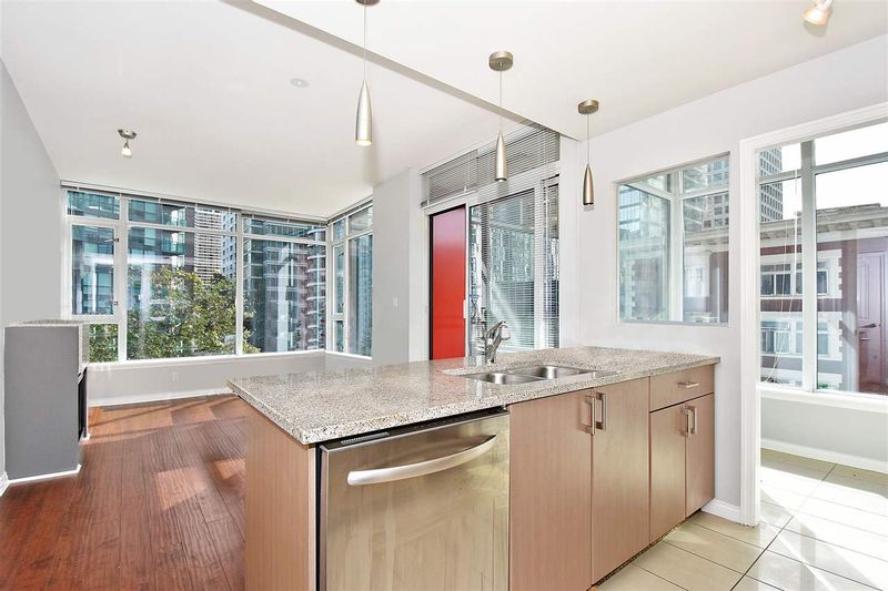 FEATURED LISTING: 602 - 1211 MELVILLE Street Vancouver