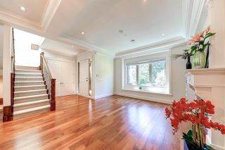 Photo 2: 4880 Dunbar Street in Vancouver: Dunbar House for sale (Vancouver West)  : MLS®# R2736979