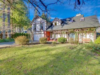 Photo 1: 13579 18 Avenue in Surrey: Crescent Bch Ocean Pk. House for sale (South Surrey White Rock)  : MLS®# R2749925