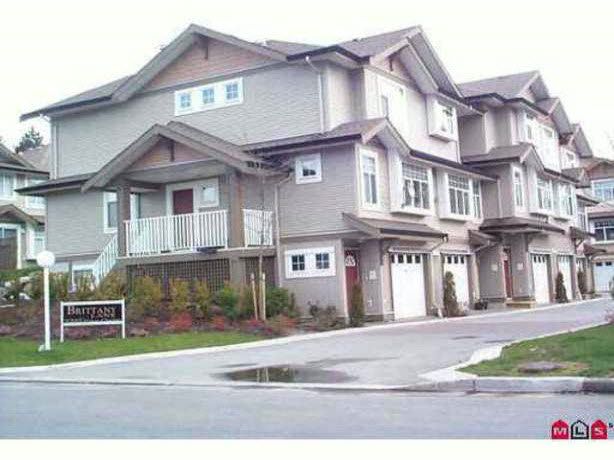 Main Photo: 402 9580 Prince charles in Surrey: Townhouse for sale : MLS®# F1402195