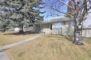 Photo 1: 2920 Blakiston Drive NW in Calgary: Brentwood Detached for sale : MLS®# A1213554