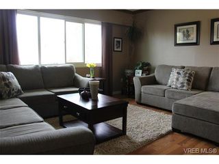 Photo 13: 2177 BRADFORD Ave in SIDNEY: Si Sidney North-East House for sale (Sidney)  : MLS®# 695137