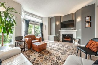 Photo 4: 8 216 Russell St in Victoria: VW Victoria West Row/Townhouse for sale (Victoria West)  : MLS®# 888140