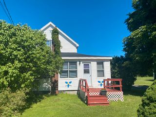 Photo 2: 219 New Row in Thorburn: 108-Rural Pictou County Residential for sale (Northern Region)  : MLS®# 202216387