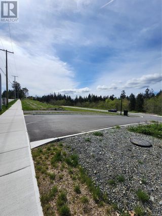 Photo 1: 905 Old Victoria Rd in Nanaimo: Vacant Land for sale : MLS®# 930414