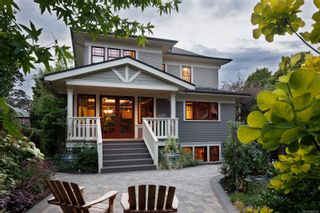 Photo 2: 1043 St. Patrick St in Oak Bay: OB South Oak Bay House for sale : MLS®# 909257