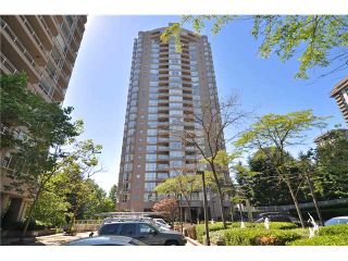 Photo 1: 1702 9603 MANCHESTER Drive in Burnaby: Cariboo Condo for sale in "STRATHMORE TOWERS" (Burnaby North)  : MLS®# V1072426