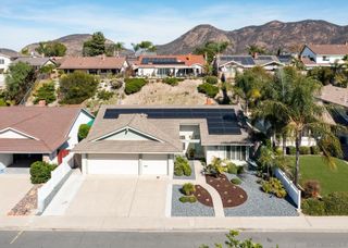 Photo 2: DEL CERRO House for sale : 4 bedrooms : 7931 Laurelridge in San Diego