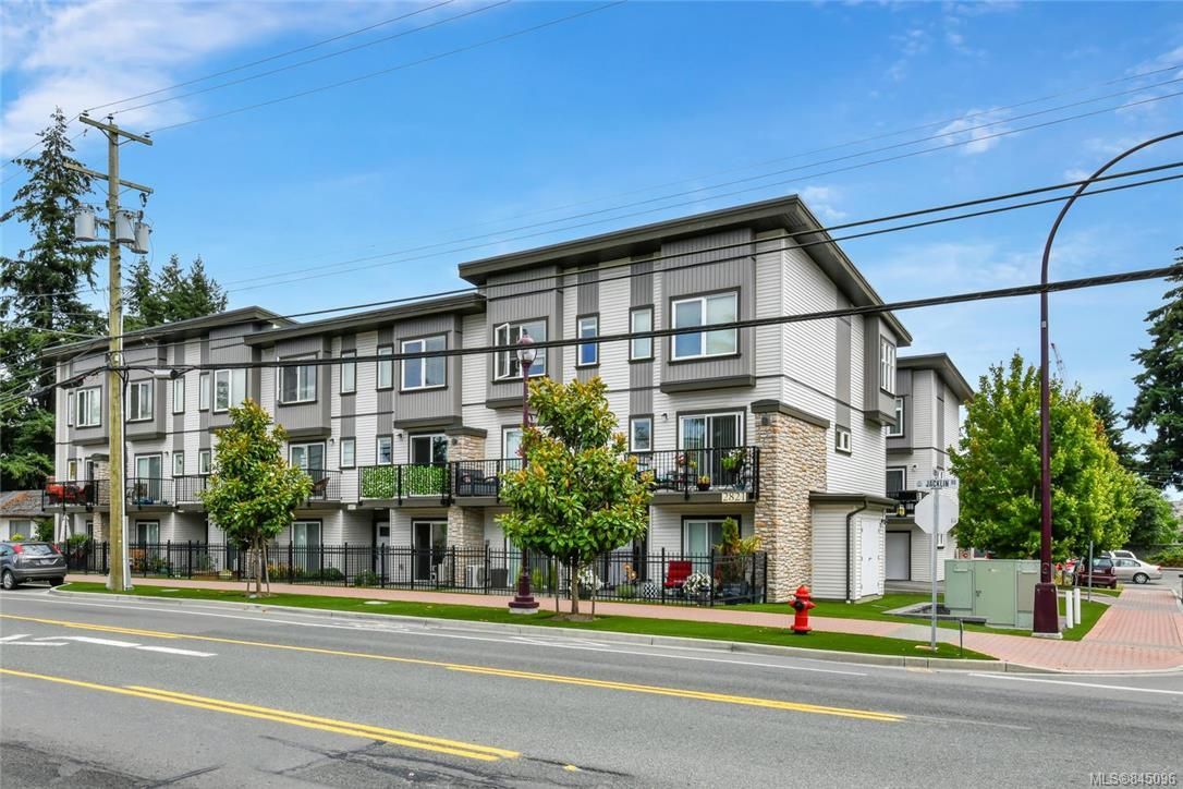 Main Photo: 109 2821 Jacklin Rd in Langford: La Langford Proper Row/Townhouse for sale : MLS®# 845096