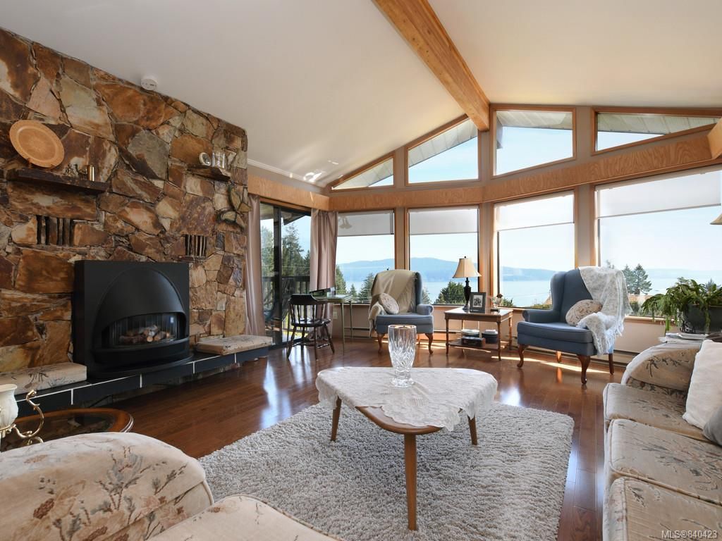 Main Photo: 1745 Prospect Rd in Mill Bay: ML Mill Bay House for sale (Malahat & Area)  : MLS®# 840423