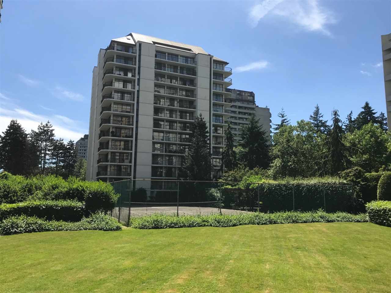 Main Photo: 1007 4165 MAYWOOD Street in Burnaby: Metrotown Condo for sale in "PLACE ON THE PARK" (Burnaby South)  : MLS®# R2182230