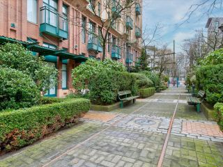 Photo 18: 317 22 E CORDOVA Street in Vancouver: Downtown VE Condo for sale in "Van Horne" (Vancouver East)  : MLS®# R2749133