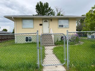 Photo 2: 4409 17 Avenue SE in Calgary: Forest Lawn Detached for sale : MLS®# A1231245