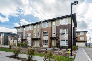 Photo 3: 506 Evansridge Park NW in Calgary: Evanston Row/Townhouse for sale : MLS®# A1220812