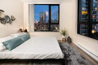 Photo 13: 809 928 HOMER Street in Vancouver: Yaletown Condo for sale in "YALETOWN PARK 1" (Vancouver West)  : MLS®# R2372319
