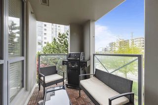 Photo 8: 303 850 ROYAL Avenue in New Westminster: Downtown NW Condo for sale in "THE ROYALTON" : MLS®# R2592407