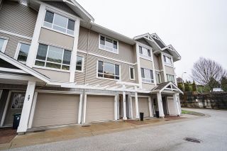 Photo 3: 18 20195 68 Avenue in Langley: Willoughby Heights Townhouse for sale : MLS®# R2746792