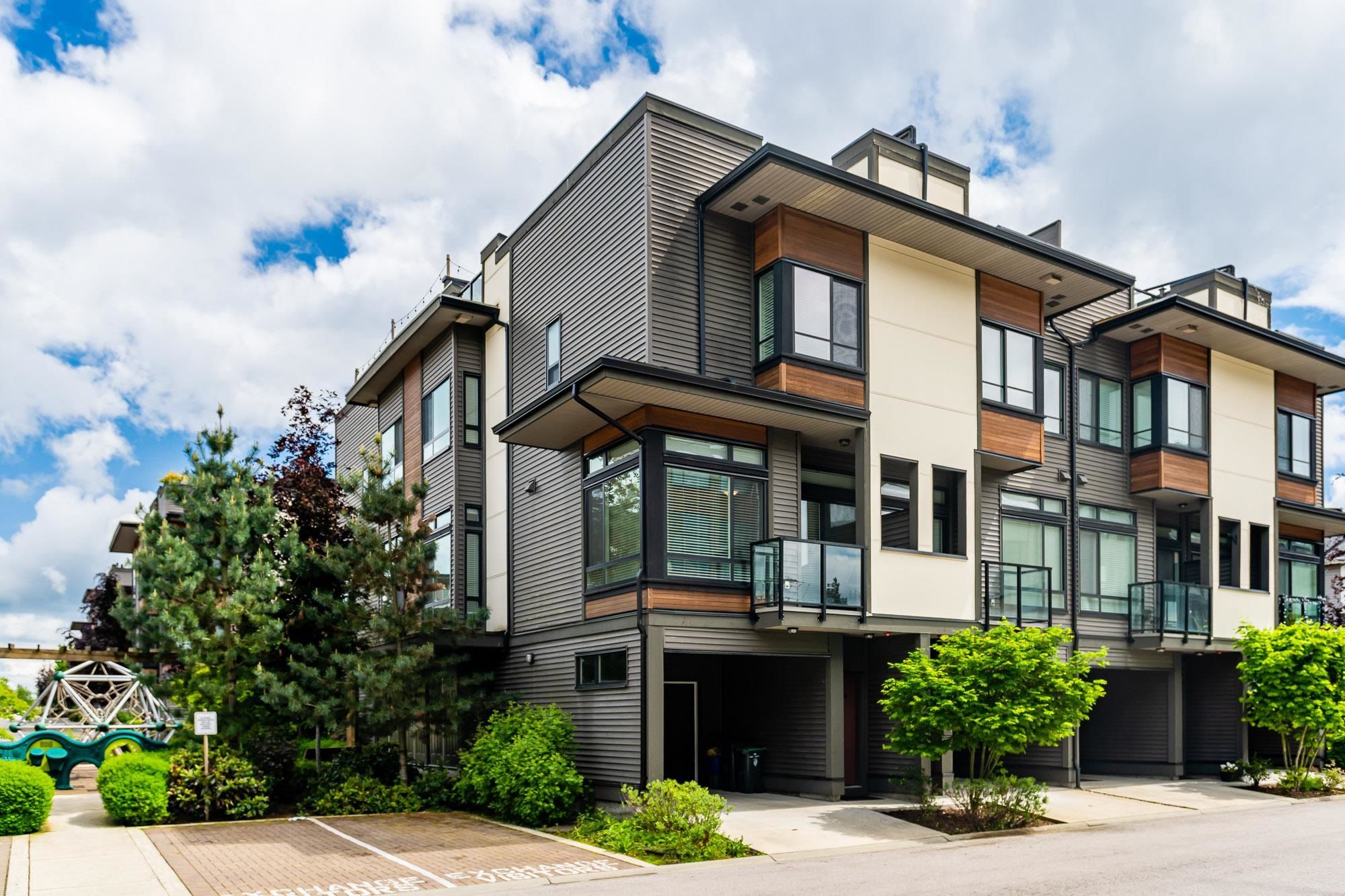 Main Photo: 48 7811 209 Street in Langley: Willoughby Heights Townhouse for sale in "EXCHANGE" : MLS®# R2694599