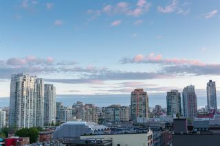Photo 16: 809 928 HOMER Street in Vancouver: Yaletown Condo for sale in "YALETOWN PARK 1" (Vancouver West)  : MLS®# R2372319
