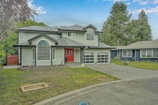 Photo 2: 12464 205 Street in Maple Ridge: Northwest Maple Ridge House for sale in "Alvera Park" : MLS®# R2896840