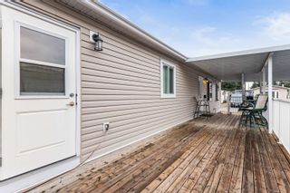 Photo 3: 18 31313 LIVINGSTONE Avenue in Abbotsford: Abbotsford West Manufactured Home for sale in "PARADISE PARK" : MLS®# R2747493