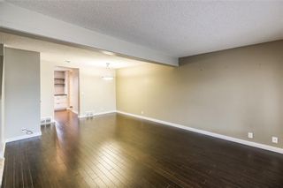 Photo 5: 6444 54 Street NE in Calgary: Castleridge House for sale : MLS®# C4144406