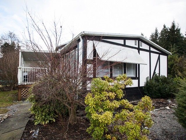 Main Photo: 46 2270 196 Street in Langley: Brookswood Langley Manufactured Home for sale in "Pineridge" : MLS®# F1228109