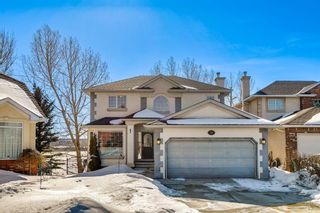 Main Photo: 529 Sierra Madre Court SW in Calgary: Signal Hill Detached for sale : MLS®# A2028199