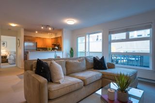 Photo 5: PH 401 2181 W 12TH Avenue in Vancouver: Kitsilano Condo for sale in "THE CARLINGS" (Vancouver West)  : MLS®# R2516161