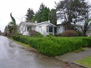 Photo 2: 831 14TH Street in New Westminster: West End NW House for sale : MLS®# V984520