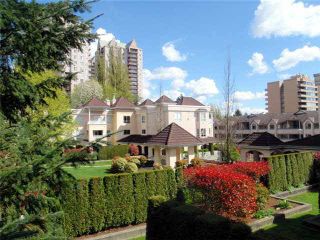 Photo 1: 208 523 WHITING Way in Coquitlam: Coquitlam West Condo for sale : MLS®# V1058898
