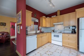 Photo 7: 422 3098 GUILDFORD Way in Coquitlam: North Coquitlam Condo for sale in "Marlborough House" : MLS®# R2490203