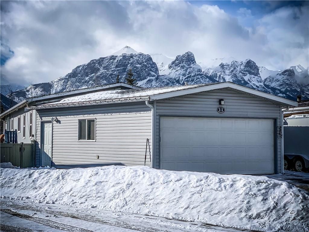 Main Photo: 11 Grotto Close: Canmore Detached for sale : MLS®# A1067709