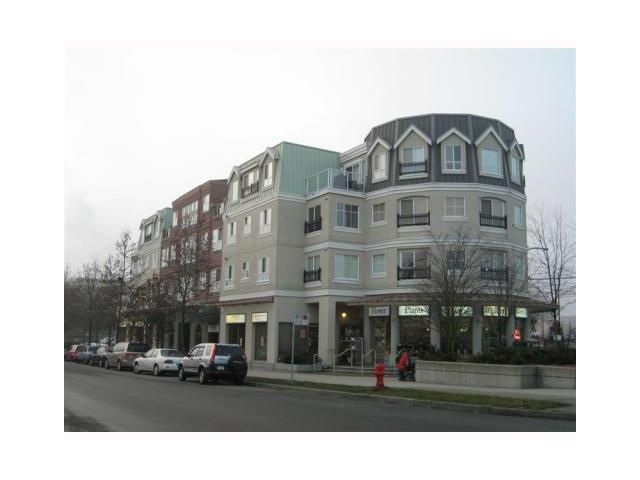 FEATURED LISTING: E414 - 515 15TH AV East Vancouver