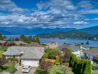 Photo 40: 503 EAGLECREST Drive in Gibsons: Gibsons & Area House for sale in "Oceanount Estates" (Sunshine Coast)  : MLS®# R2493447