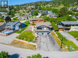 Photo 3: 6098 Gummow Road, in Peachland: House for sale : MLS®# 10276366