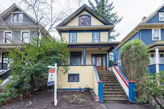 Photo 1: 516 E 10TH Avenue in Vancouver: Mount Pleasant VE House for sale (Vancouver East)  : MLS®# R2653209