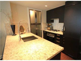 Photo 2: # 512 1055 RICHARDS ST in Vancouver: Downtown VW Condo for sale in "DONOVAN" (Vancouver West)  : MLS®# V928122