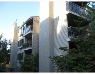 Photo 1: 302 1875 W 8TH Avenue in Vancouver: Kitsilano Condo for sale in "THE WESTERLY" (Vancouver West)  : MLS®# V761961