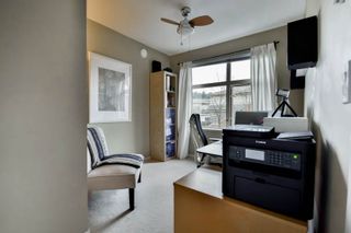 Photo 13: 211 500 KLAHANIE Drive in Port Moody: Port Moody Centre Condo for sale in "TIDES" : MLS®# R2040671