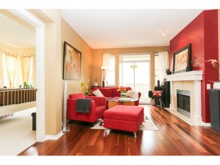 Photo 3: # 13 2588 152ND ST in Surrey: King George Corridor Condo for sale (South Surrey White Rock)  : MLS®# F1438880