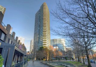 Main Photo: 303 1009 EXPO Boulevard in Vancouver: Yaletown Condo for sale in "Landmark 33" (Vancouver West)  : MLS®# R2778784